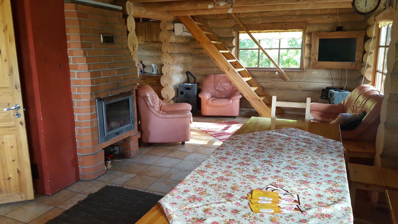 Oksa Puhkemaja Guest House Voru Exterior photo